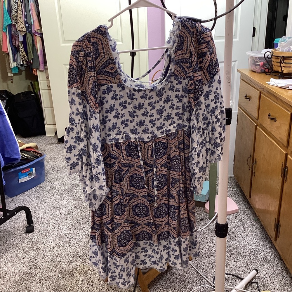Freeway Anthropologie Top Peasant Bell Sleeve Bohemian Fringe size Large